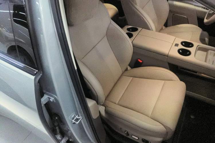 Used Li Auto Li Auto i8 2025 Model Standard Version
