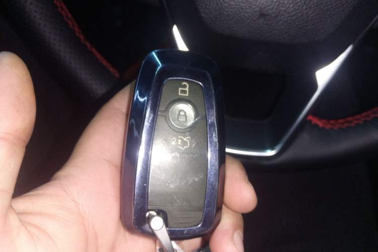 Used Ford Mondeo New Energy 2018 2.0 PHEV Smart-Controlled Fashion Edition China VI Standard
