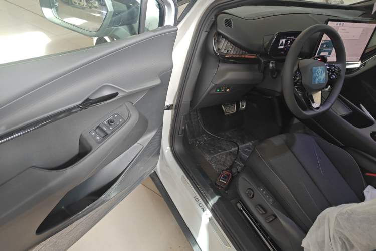 Used Volkswagen ID.UNYX 2024 Revised Pro Long-Range Version Driver Seat