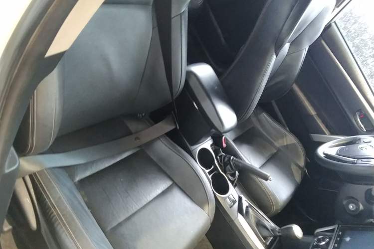 Used Toyota Levin 2017 Revised 185T CVT Leading Edition China V Standard Right Front Seat