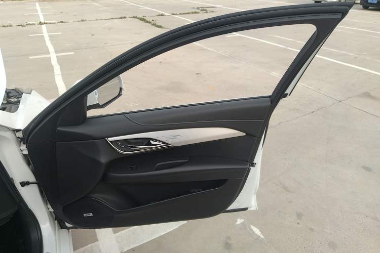 Used Cadillac ATS-L 2017 28T Fashion Edition