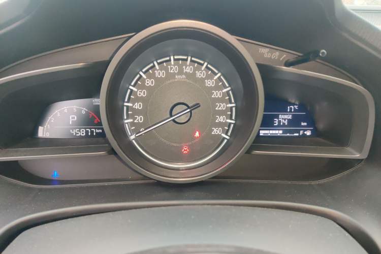 Used Mazda 3 Axela 2019 Cloud-Controlled Sedan 1.5L Automatic Luxury Model China VI Standard Instrument Cluster