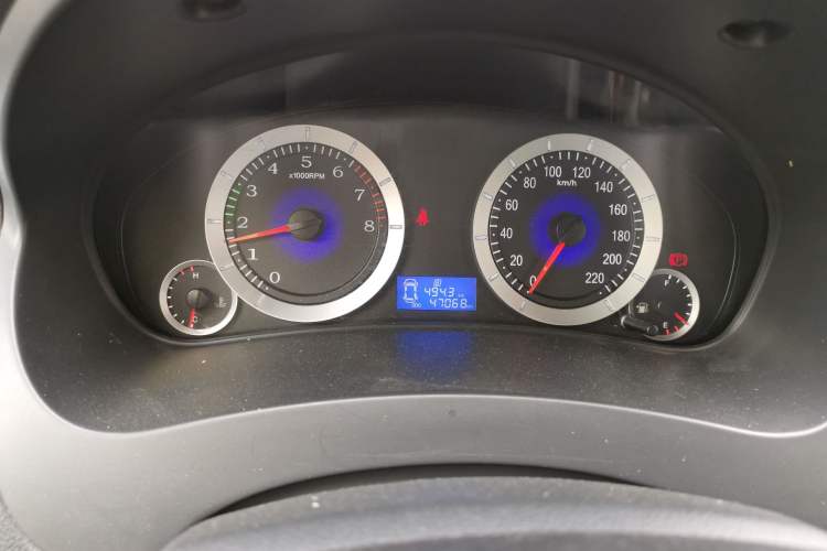 Used Geely Auto Diamond 2016 1.5L Manual Elite Version China IV Standard
