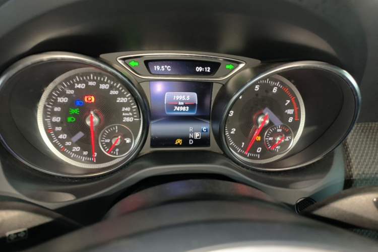 Used Mercedes-Benz GLA 2018 GLA 200 Fashion Model Instrument Cluster