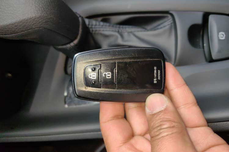 Used Toyota IZOA 2021 2.0L Enjoy Edition
