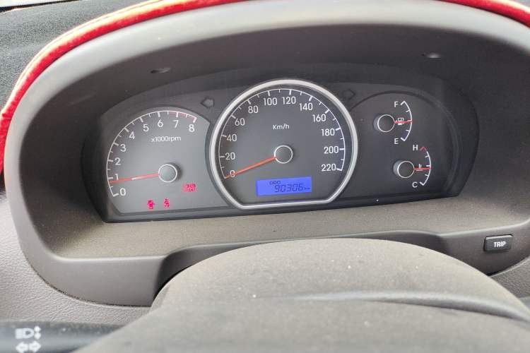 Used Hyundai Celesta 2011 1.6L Manual Comfort Edition