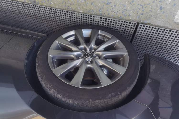 Used Mazda 3 Axela 2023 2.0L Automatic Zhiya Edition Left Front Wheel Hub