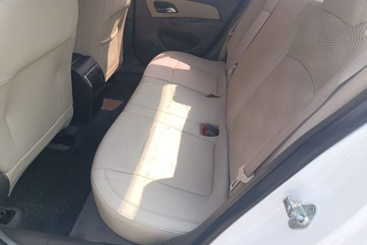 Used Chevrolet Cruze 2015 1.5L Classic SE AT Left Rear Seat