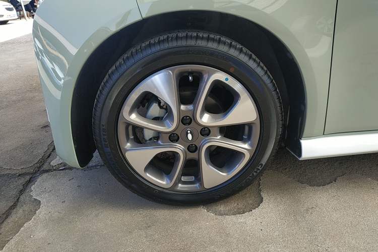 Used ORA White Cat 2022 Xiaoyue Mao Edition 401 km Flagship Model Lithium Ternary