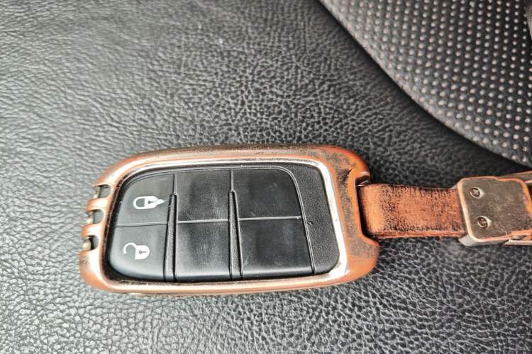 Used Jeep Compass 2017 200T Automatic Family Edition
