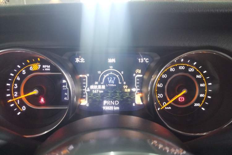 Used Jeep Wrangler 2019 2.0T Sahara Four-Door Version China VI Emission Standard Instrument Cluster