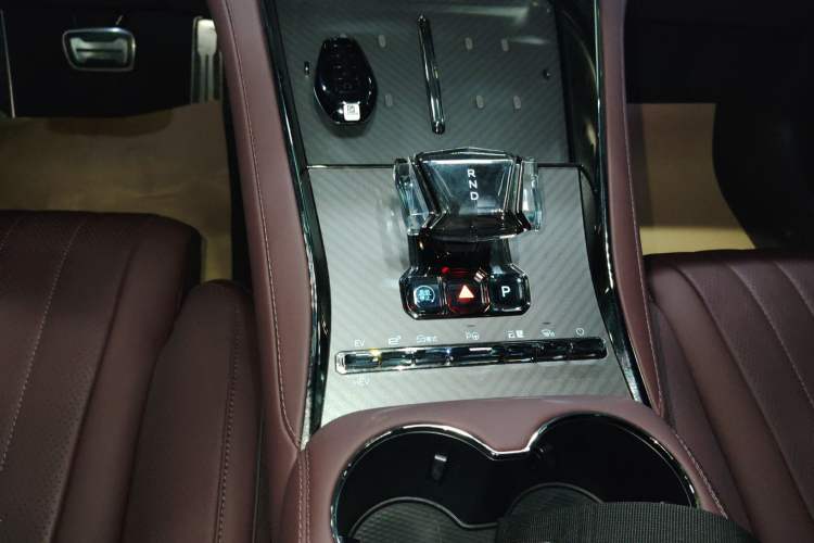 Used Denza Z9GT 2024 1100 Four-Wheel Drive Max Edition
