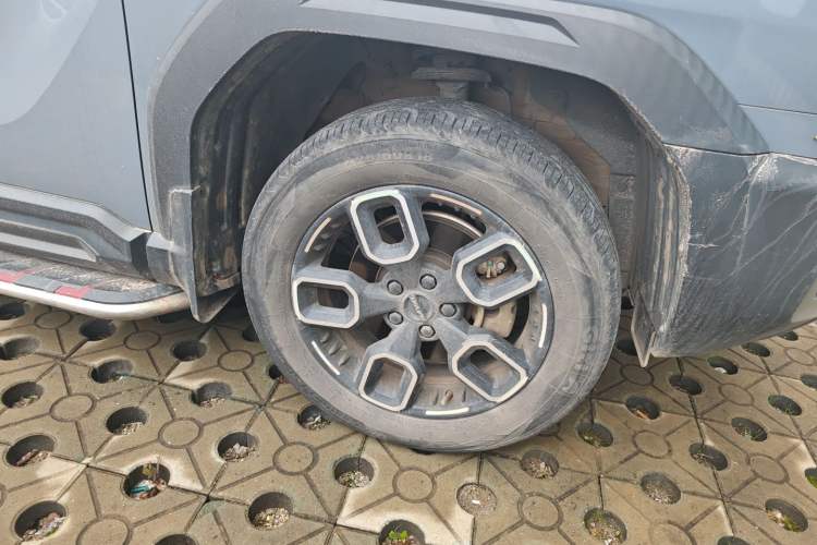 Used Haval X DOG 2022 1.5T DCT Four-Wheel Drive Trendy Wild Edition Right Front Wheel Hub