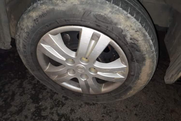 Used FORTHING Lingzhi 2019 M5L 1.6L 7-Seater Standard Model China VI