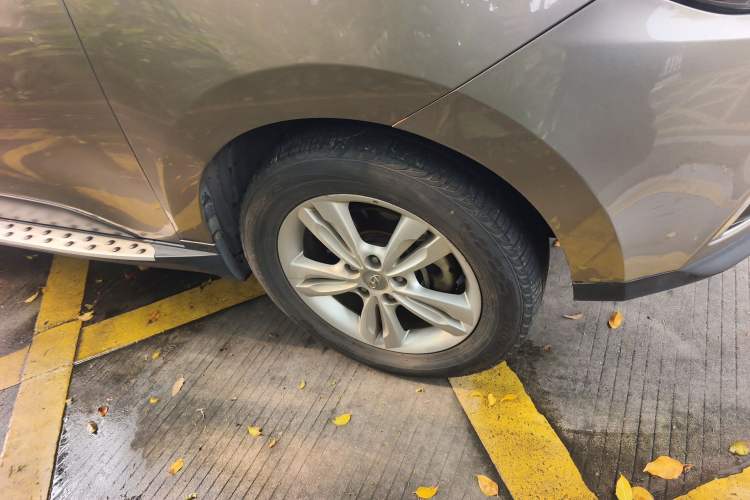 Used Hyundai ix35 2012 2.0L Automatic Two-Wheel Drive Elite Edition GLS