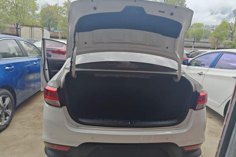 Used Kia K2 2017 Sedan 1.4L Automatic GLS