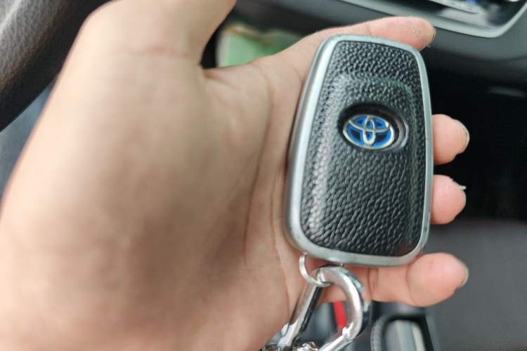 Used Toyota Levin 2021 Dual-Motor 1.8H E-CVT Sport Edition Vehicle Key