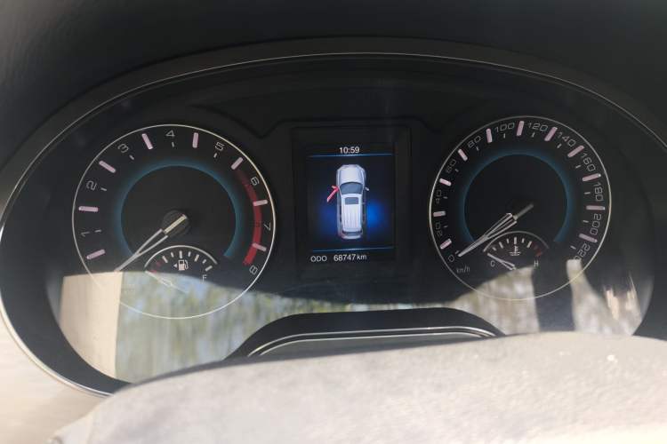 Used Haval H2 2016 Red-Label 1.5T Manual Two-Wheel Drive Comfort Model Instrument Cluster