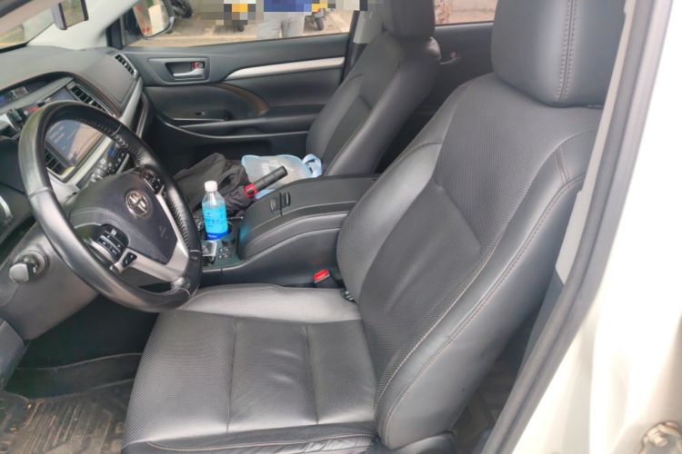 Used Toyota Highlander 2018 2.0T Four-Wheel Drive Prestige Version 7 Seats China VI Standard Left Front Seat