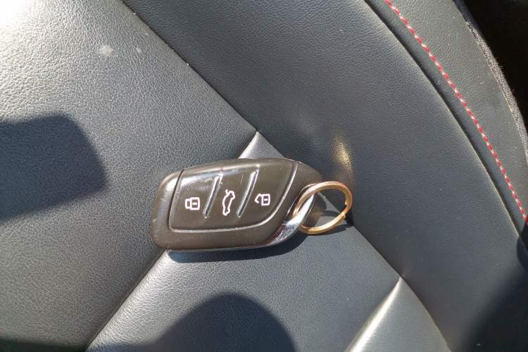 Used MG Pilot 2021 300TGI Automatic Two-Wheel Drive Fuel-Efficient Luxury Edition