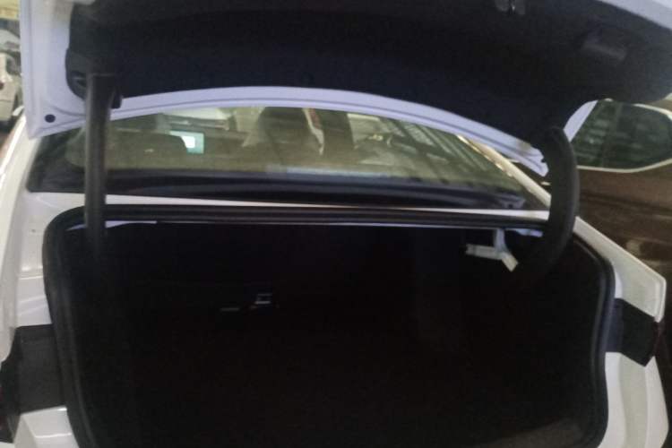 Used BYD Qin PLUS 2025 DM-i Smart Drive 55KM Leading Model Trunk