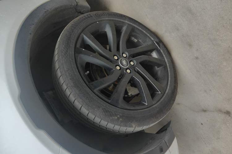 Used Land Rover Discovery Sport 2019 240 PS SE Dynamic Version China VI Standard