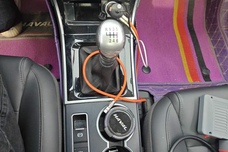 Used Haval H2 2018 Red-Label 1.5T Manual Two-Wheel Drive Elite Model Gear Lever