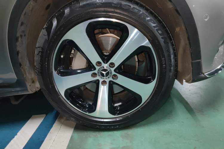 Used Mercedes-Benz GLC 2019 GLC 260 L 4MATIC Luxury Model