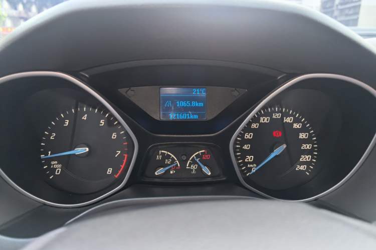 Used Ford Focus 2012 Sedan 1.6L Manual Comfort Model Instrument Cluster