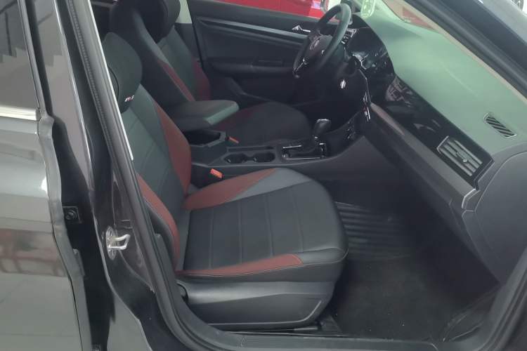 Used Volkswagen Bora 2021 1.5L Automatic Comfort Smart Connect Edition Right Front Seat