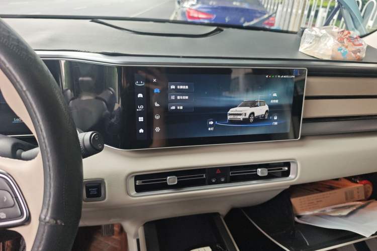 Used Geely Auto icon 2023 1.5TD Chocolate Luxe Edition Audio And AC Panel