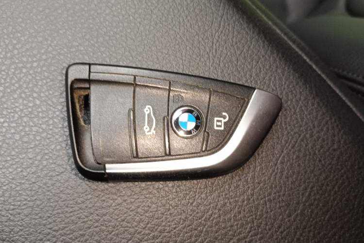 Used BMW X1 2016 sDrive18Li Premium Edition