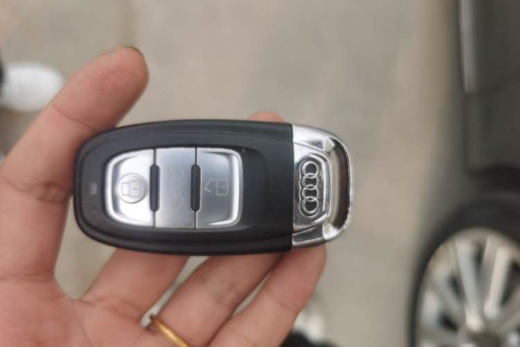 Used Audi A6L 2014 50 TFSI quattro Luxury Model Vehicle Key