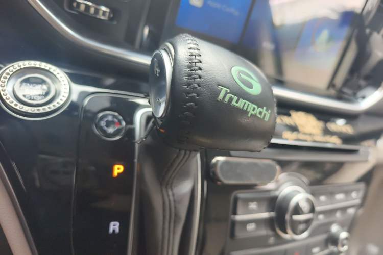 Used GAC Trumpchi M8 2018 320T Luxury Edition Gear Lever