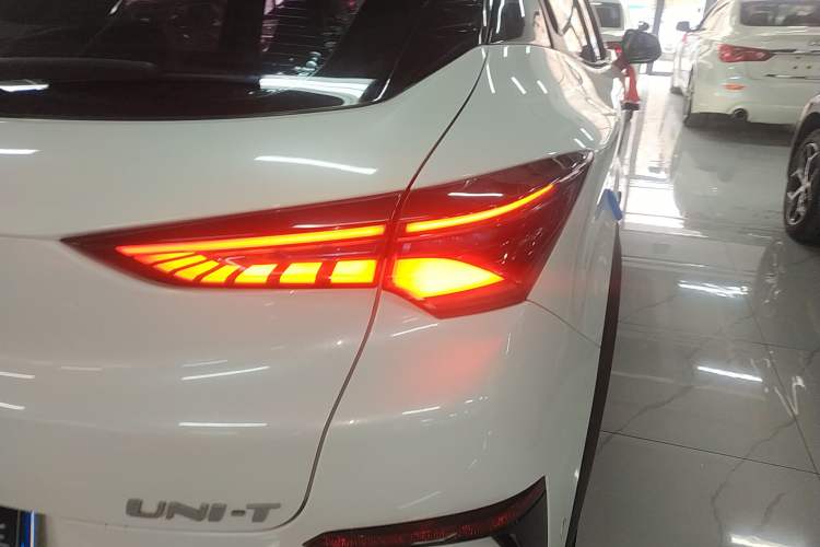 Used CHANGAN UNI-T 2020 1.5T Flagship Version
