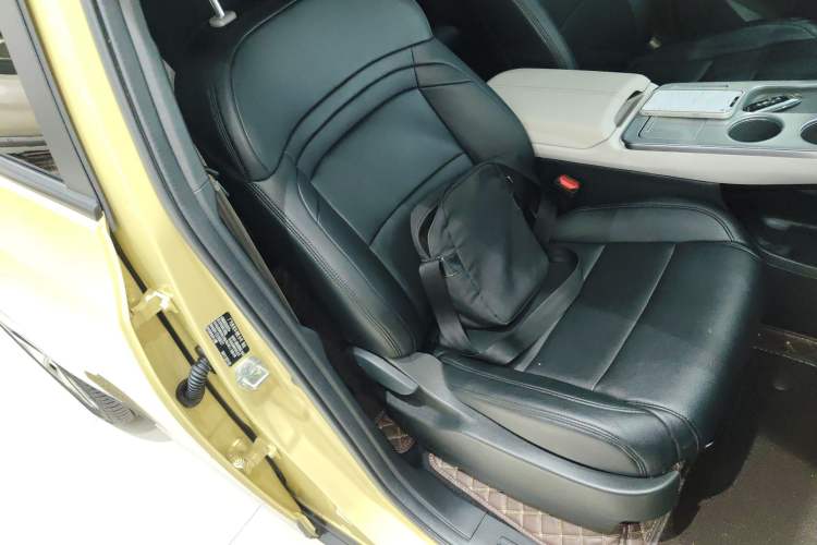 Used AION Y 2022 Plus 70 Enjoy Edition