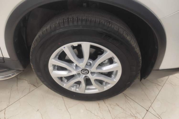 Used Nissan X-Trail 2023 Classic 2.0L Two-Wheel Drive Smart Connect Premium Edition Right Front Wheel Hub