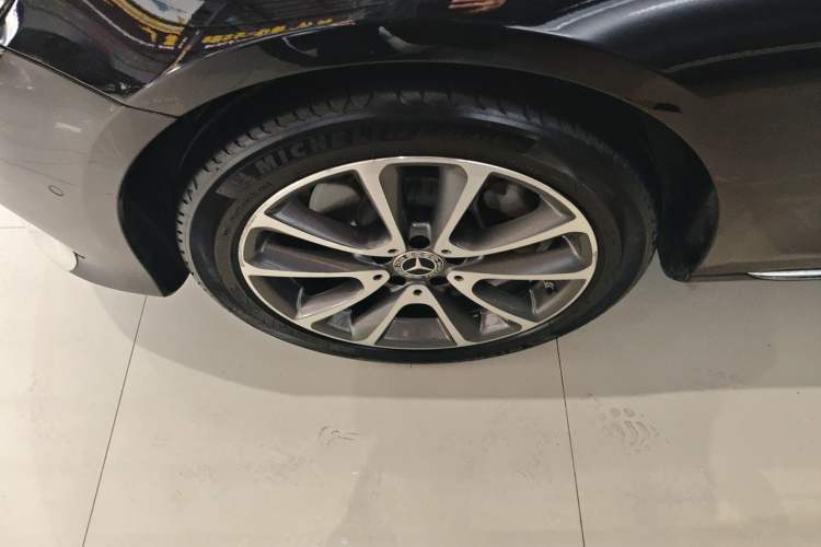 Used Mercedes-Benz E-Class 2020 E 260 L
