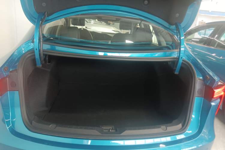 Used JMEV GSE 2023 Standard Range Industry Edition
