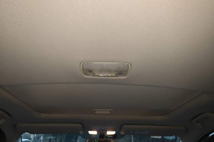 Used Honda CR-V 2015 2.4L four-wheel drive luxury version