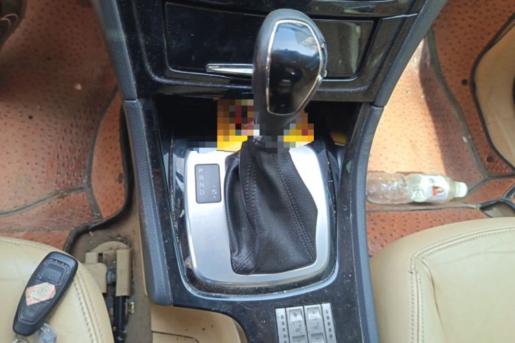 Used Ford Mondeo 2010 2.3L Luxury Version