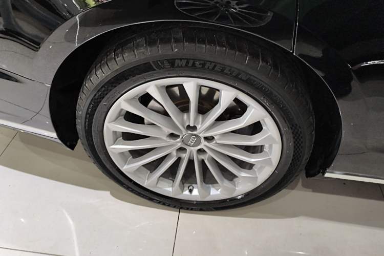 Used Audi A8 2019 Plus A8L 50 TFSI quattro Comfort Model