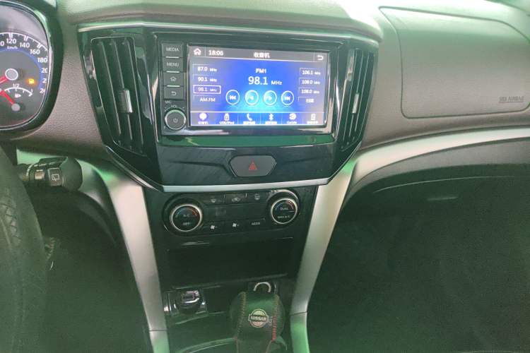 Used Venucia T70X 2016 2.0L CVT SmartFun Sport Edition