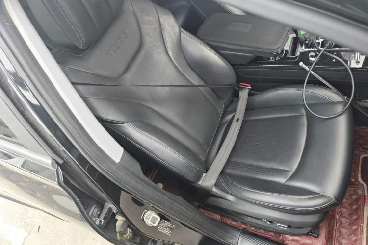 Used Chery Tiggo 8 2021 Kunpeng Edition 390TGDI Automatic Zhubfeng Version Right Front Seat