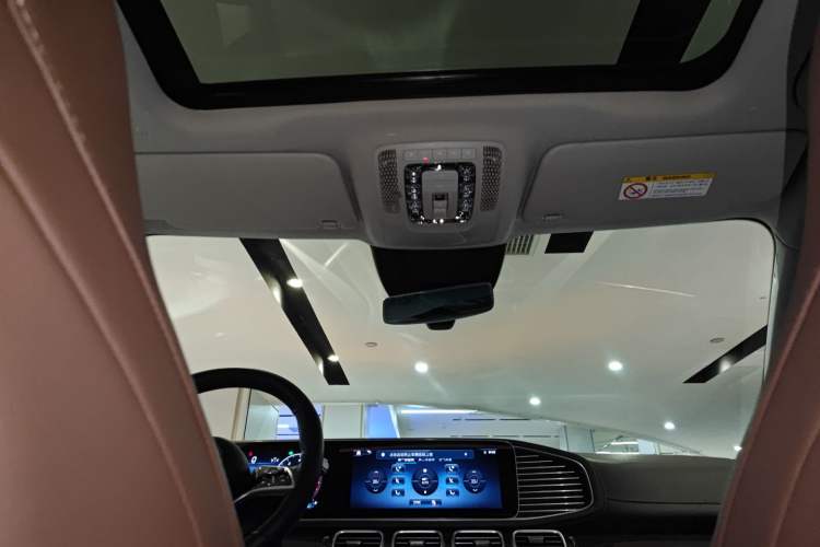 Used Mercedes-Benz GLE 2024 GLE 350 4MATIC Stylish Model
