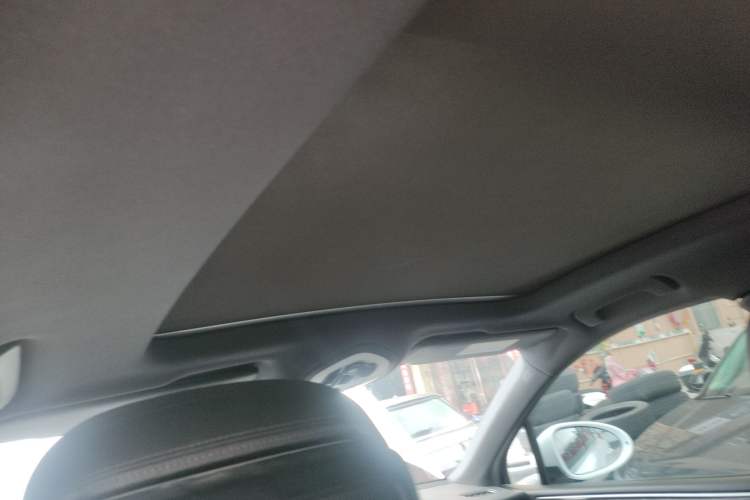 Used Porsche Macan 2017 Macan 2.0T Headliner