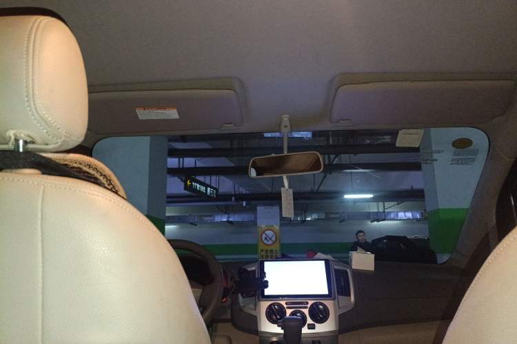 Used Nissan NV200 2016 Revised Version 1.6L CVT Luxury Edition Headliner