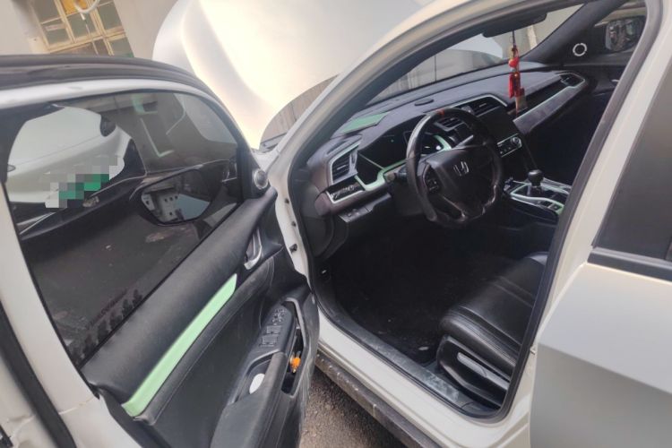 Used Honda Civic 2016 220TURBO Manual Luxury Edition