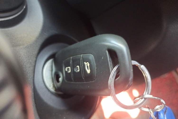 Used Renault Kadjar 2017 2.0L Two-Wheel Drive Fashion Edition
