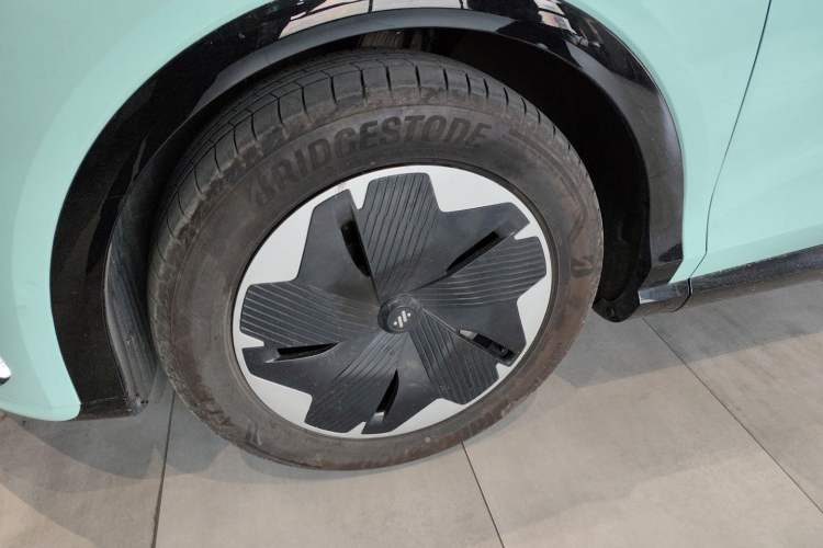 Used IM LS7 2023 77 kWh Urban Fit Rear-Wheel Drive
